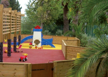 creche renardeaux enfants accueil